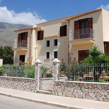 Aurora Castelluzzo Bed & Breakfast Luaran gambar