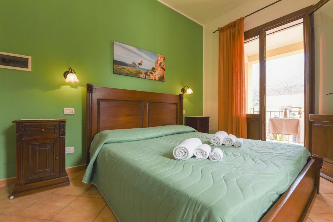 Aurora Castelluzzo Bed & Breakfast Luaran gambar