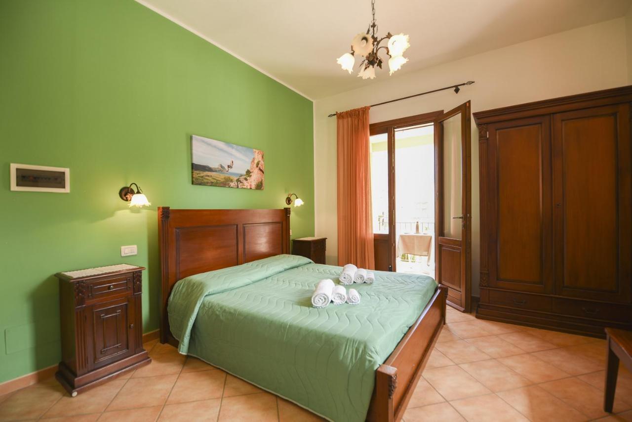 Aurora Castelluzzo Bed & Breakfast Luaran gambar