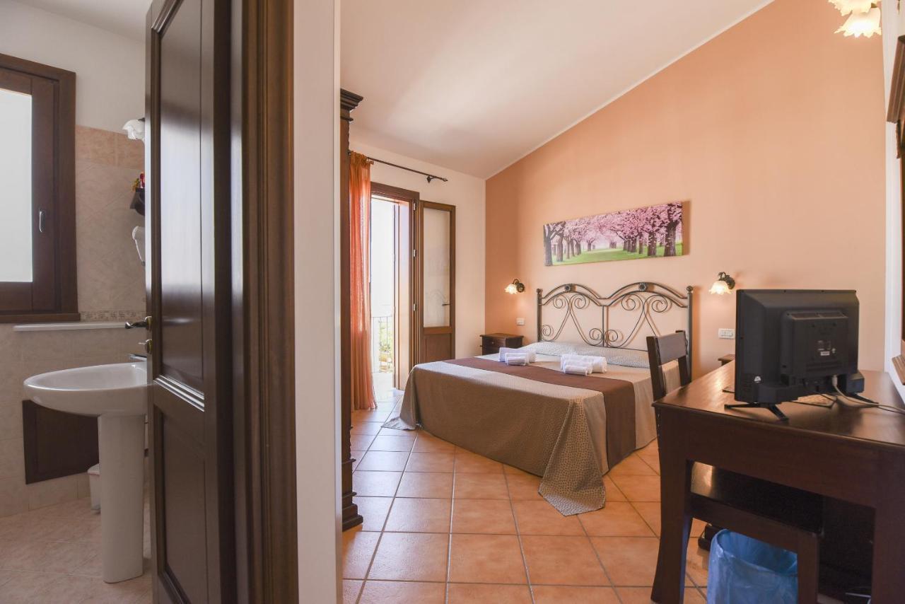 Aurora Castelluzzo Bed & Breakfast Luaran gambar