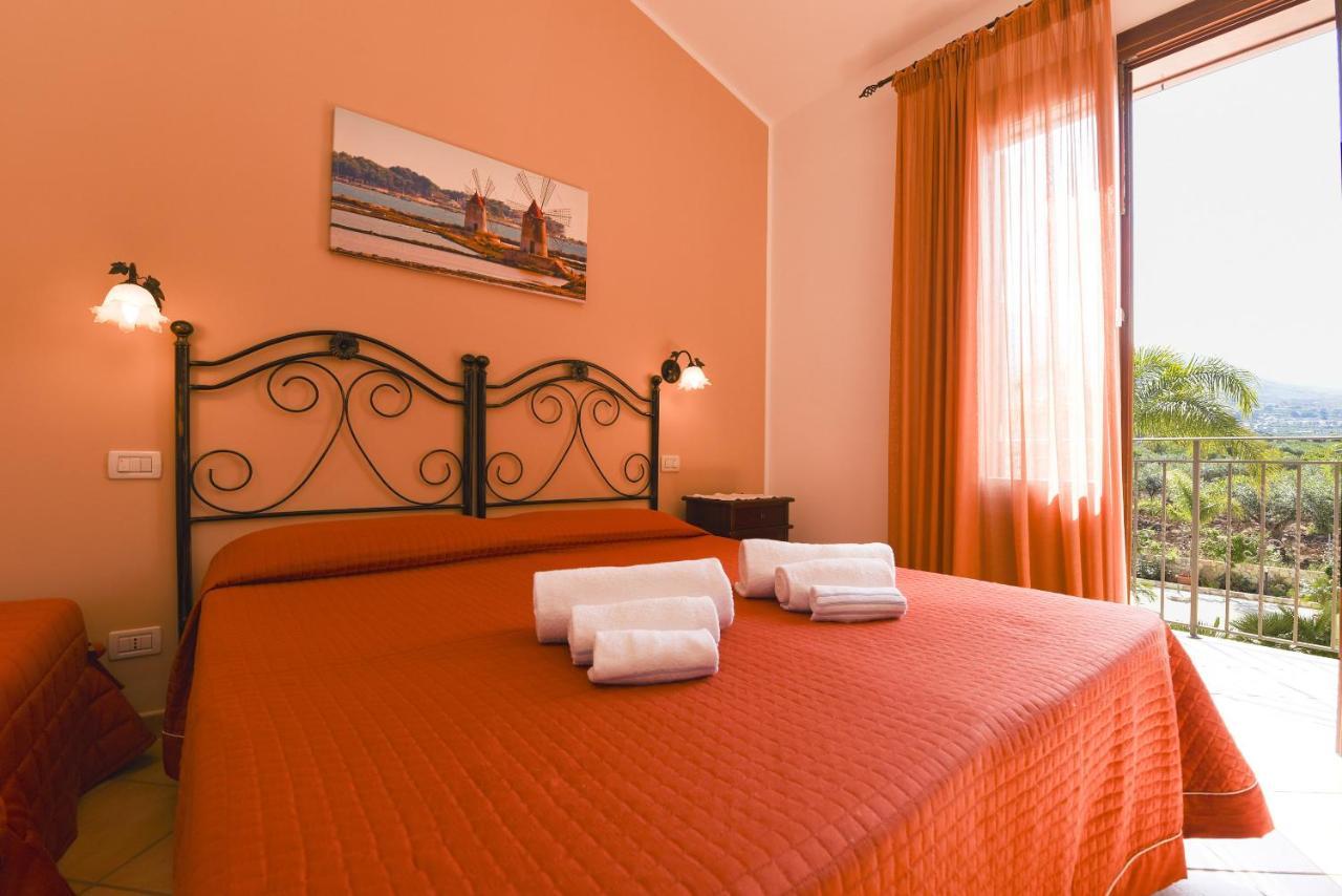 Aurora Castelluzzo Bed & Breakfast Luaran gambar