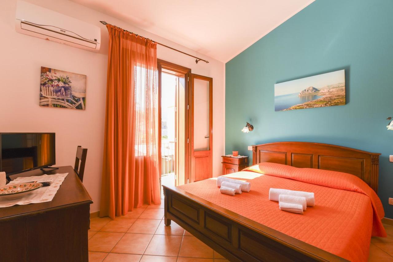 Aurora Castelluzzo Bed & Breakfast Luaran gambar