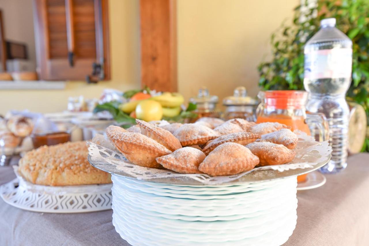 Aurora Castelluzzo Bed & Breakfast Luaran gambar