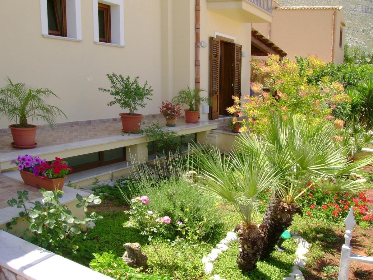 Aurora Castelluzzo Bed & Breakfast Luaran gambar