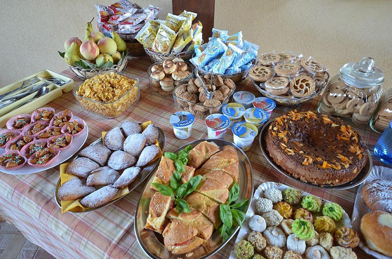 Aurora Castelluzzo Bed & Breakfast Luaran gambar
